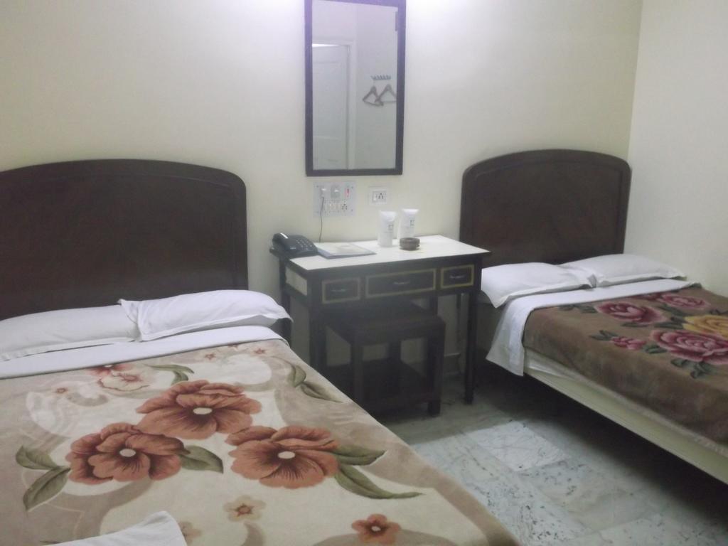 Hotel Mahamaya Bodh Gaya Habitación foto